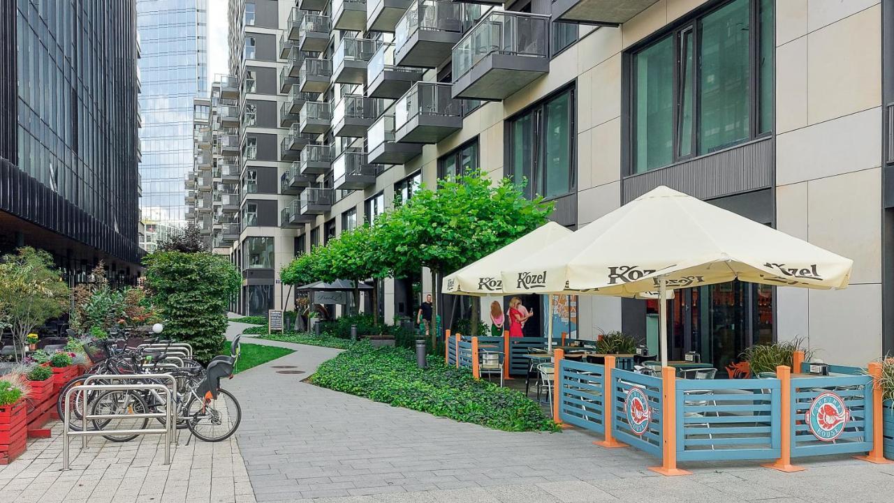 Luxury Apartments On Grzybowska Street In ワルシャワ エクステリア 写真