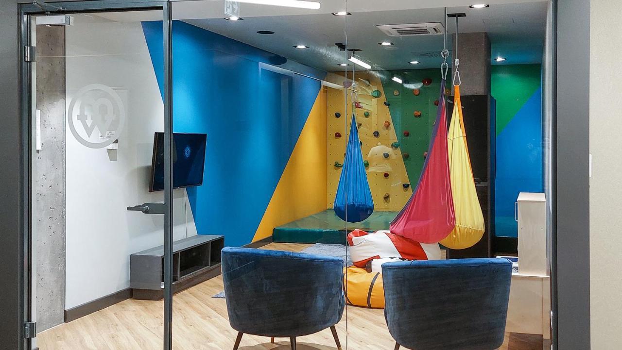 Luxury Apartments On Grzybowska Street In ワルシャワ エクステリア 写真