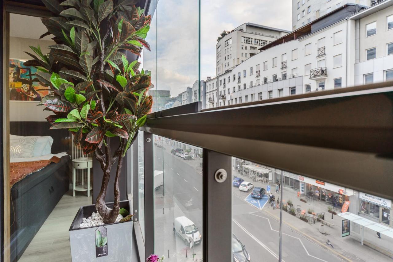 Luxury Apartments On Grzybowska Street In ワルシャワ エクステリア 写真