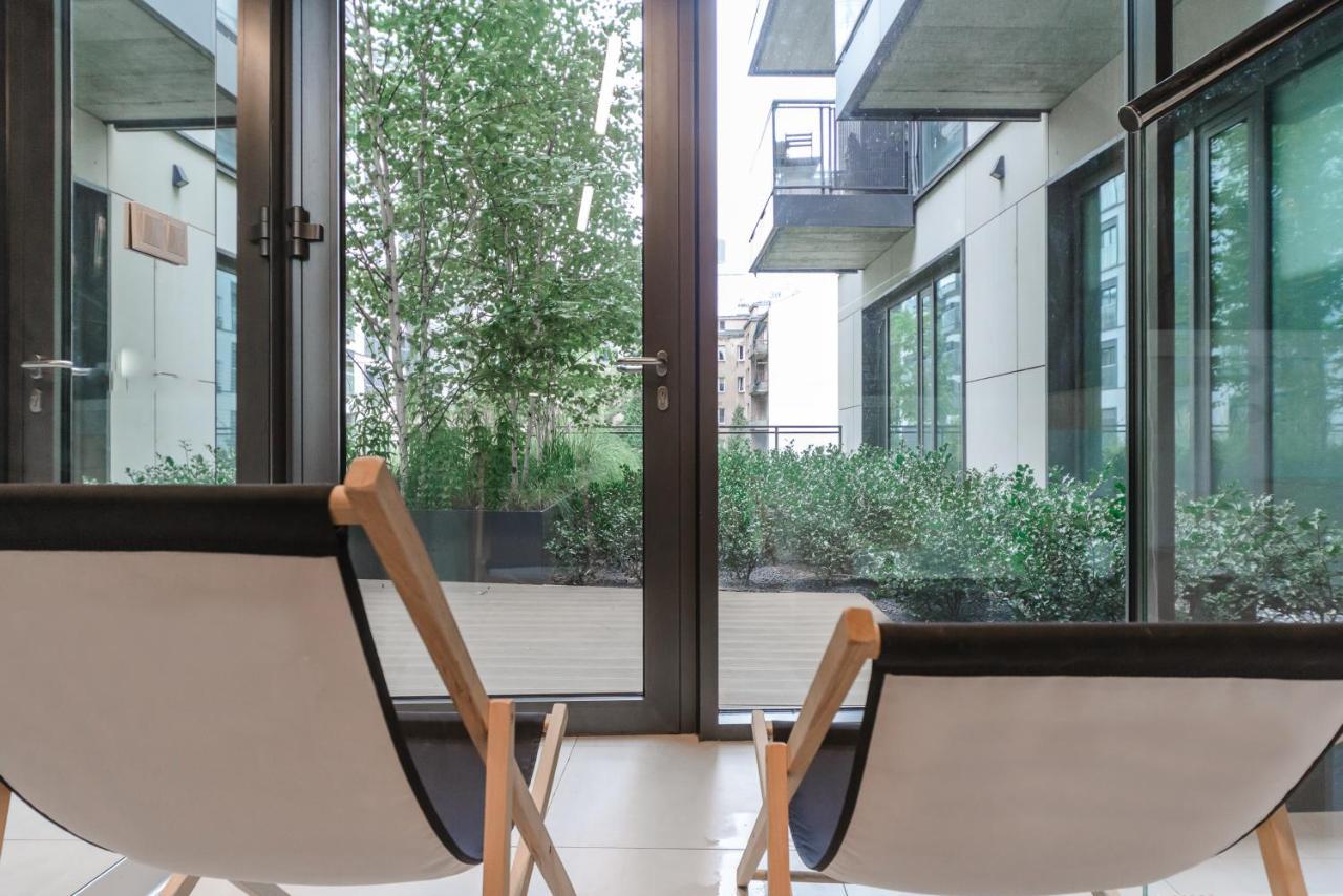 Luxury Apartments On Grzybowska Street In ワルシャワ エクステリア 写真